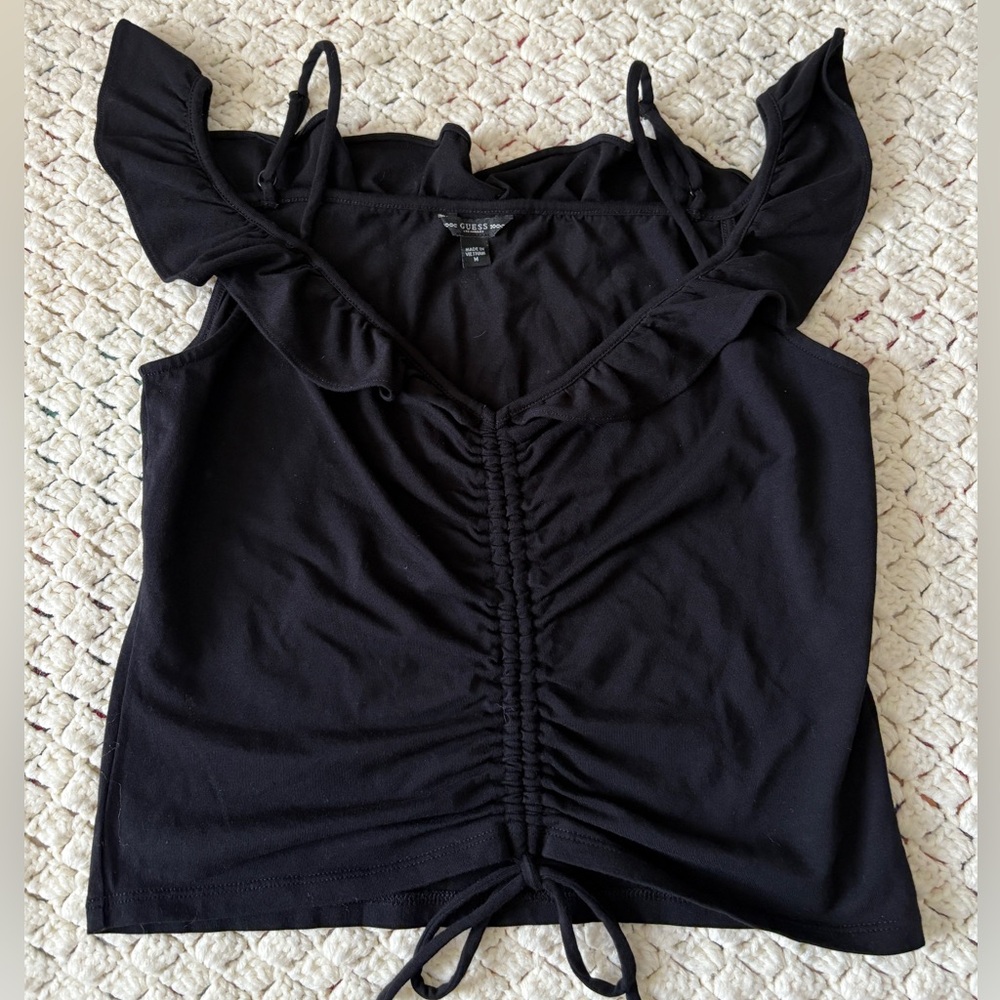 🖤Guess Black Ruched Ruffled Top - Size M 🖤